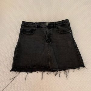 Zara black denim skirt!